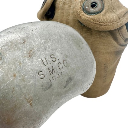 Gourde et Housse Nominative US Army – MICHAEL. A. CROSS. – Bidon S.M. CO 1945