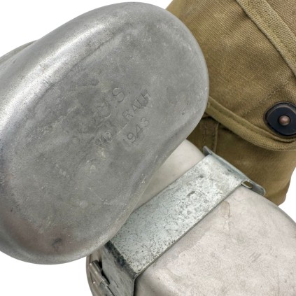 Ensemble Complet Gourde USMC P3 – Bidon VOLLRATH 1943 et Quart FOLLEY MFG CO 1944