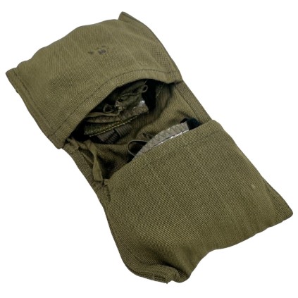 Pochette en Toile Originale Wehrmacht – Contenant Quatre Paires de Lunettes de Protection