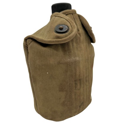 Ensemble Complet Gourde US Army WWII – Housse Atlantic Prod Corp 1942 – Bidon S.M Co 1942 – Quart E.A Co 1945