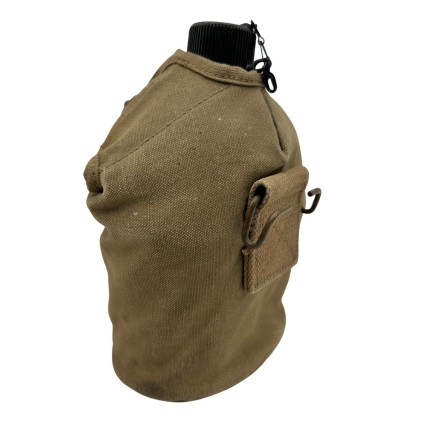 Ensemble Complet Gourde US Army WWII – Housse Atlantic Prod Corp 1942 – Bidon S.M Co 1942 – Quart E.A Co 1945