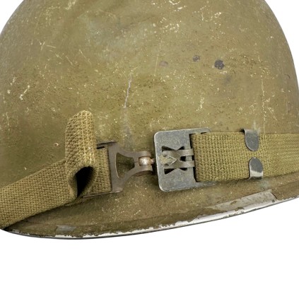 Coque de Casque USM1 Originale WWII – Pattes Mobiles – Grade Major Soudé – Jugulaire Tissu T1