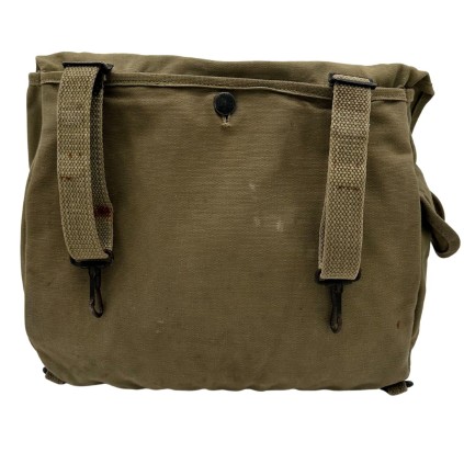 Musette M-1936 (Musette Bag) US Army Original WWII – Datée 1943 – Marquage Personnel S-5897
