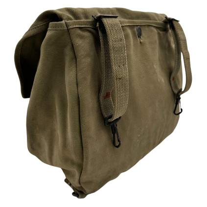 Musette M-1936 (Musette Bag) US Army Original WWII – Datée 1943 – Marquage Personnel S-5897