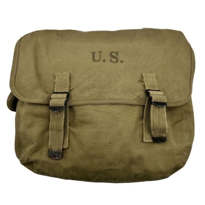 Musette M-1936 (Musette Bag) US Army Original WWII – Datée 1943 – Marquage Personnel S-5897