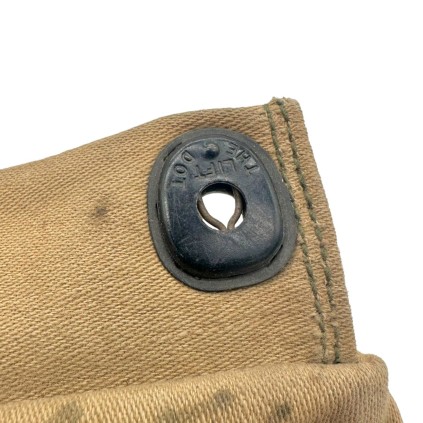 Pochette de Kit FIRST AID AERONAUTIC Originale WWII – Fixation Lift-the-Dot – US Army Air Force / US Navy