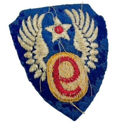 Insigne d'Épaule 9th US Army Air Force (9th USAAF) – Fabrication Britannique (British Made) Original WWII