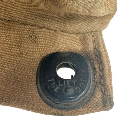 Pochette de Kit FIRST AID AERONAUTIC Originale WWII – Fixation Lift-the-Dot – US Army Air Force / US Navy