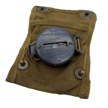 Boussole US Army M-1938 & Pochette M-1942 – 1945
