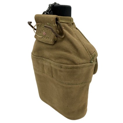 Gourde USMC P3 – Complète – Datée 1945