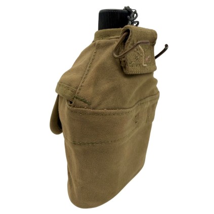 Gourde USMC P3 – Complète – Datée 1945