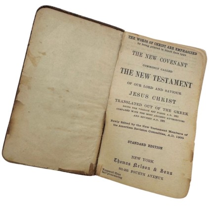 Nouveau Testament - Nominatif "James L. Keyes" - 325th Artillery - WW2