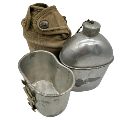 Ensemble Gourde US WW2 - Bidon Vollrath 1944 & Quart AGM Co 1918