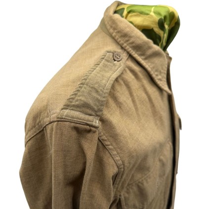 Chemise "Moutarde" M-1937 – Modifiée Officier – Taille 15-34