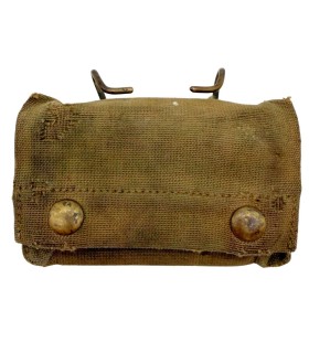 Pochette à pansement US M-1910 – L. C. C. & Co. 1918 – Patine "Jus"