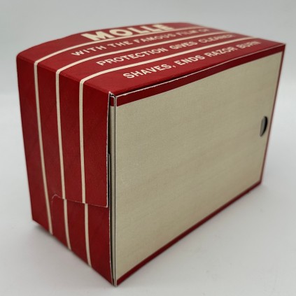 Boite MOLLE avec présentoir pour 12 tubes de mousse à raser