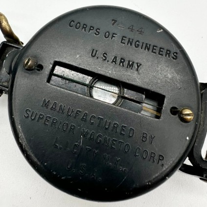 Boussole US WWII SUPERIOR MAGNETO corp