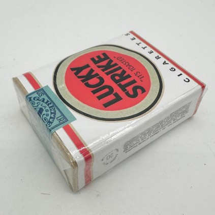 Reproduction paquet de cigarettes LUCKY STRIKE