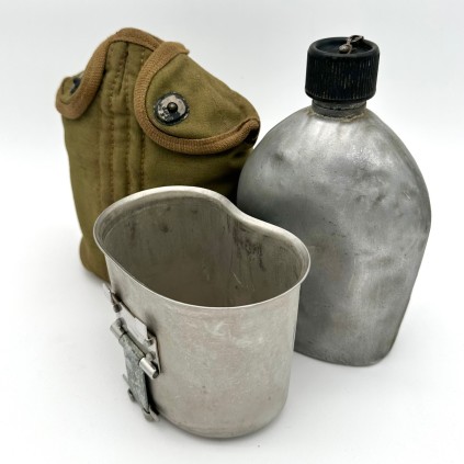 Gourde british MADE 1944
