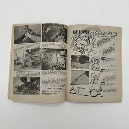 Magazine ARMY MOTORS daté octobre 1944