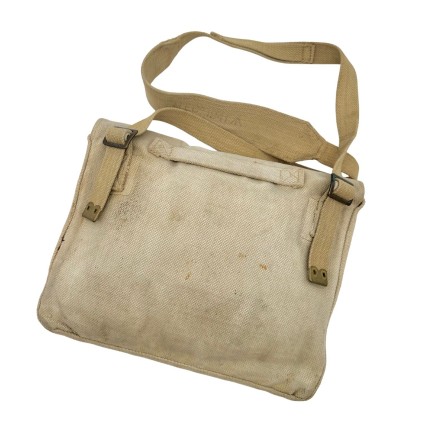 Musette officier anglais datée 1941