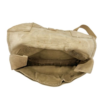 Musette officier anglais datée 1941