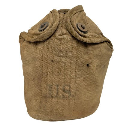 Housse de gourde renforcée datée 1943