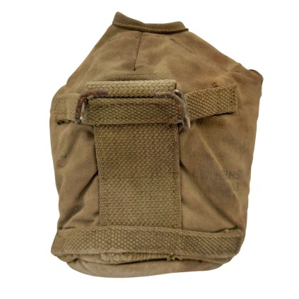 Housse de gourde renforcée datée 1943