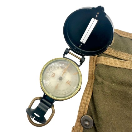 Boussole US WWII SUPERIOR MAGNETO corp